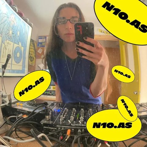 May! Springtime, and here is my bouquet... Many songs I've been sitting on over the course of the last months.... kinds of a bonkerz random one and weird sounds issues... but maybe you can still enjoy it!