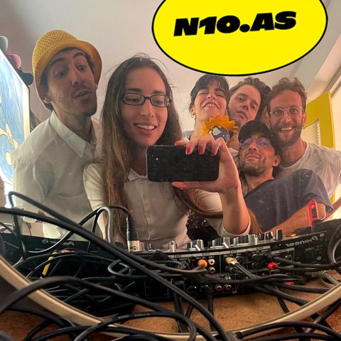 Eight months later... the Orion gang reconnects, from Erfoud to Montreal. Special guests Yassine, Rim and Kaïouche join me for this late summer episode :)